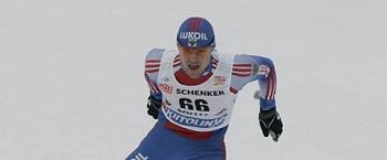 Гафаров выиграл серебро в спринте на первом этапе Кубка мира по лыжам