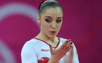 Алия Мустафина взяла бронзу на чемпионате мира по спортивной гимнастике в многоборье