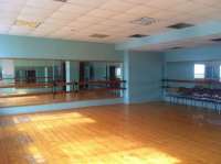 Зеркальный зал для занятий танцами, гимнастикой и д.р. Фото 1.