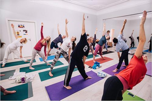 Yoga Happy (Академическая) Фото 1.