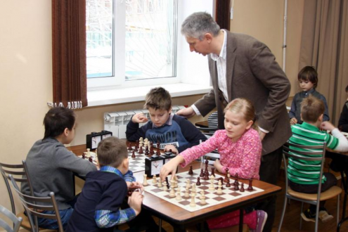 Студия шахмат при МБУ Молодежный центр "Импульс" Фото 2.