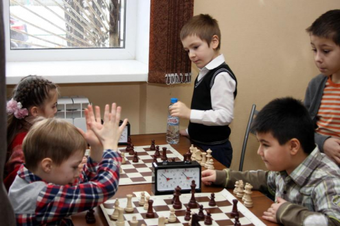 Студия шахмат при МБУ Молодежный центр "Импульс" Фото 3.